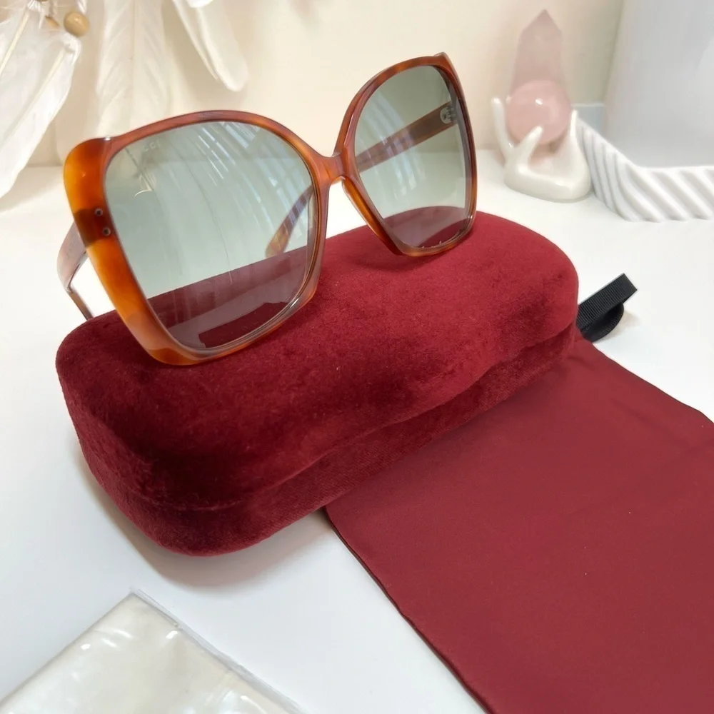 Gucci Havana Brown / Green Butterfly Shape Sunglasses